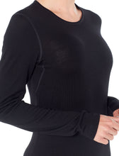 Load image into Gallery viewer, Icebreaker Merino Women&#39;s 260 Tech Long Sleeve Crewe
